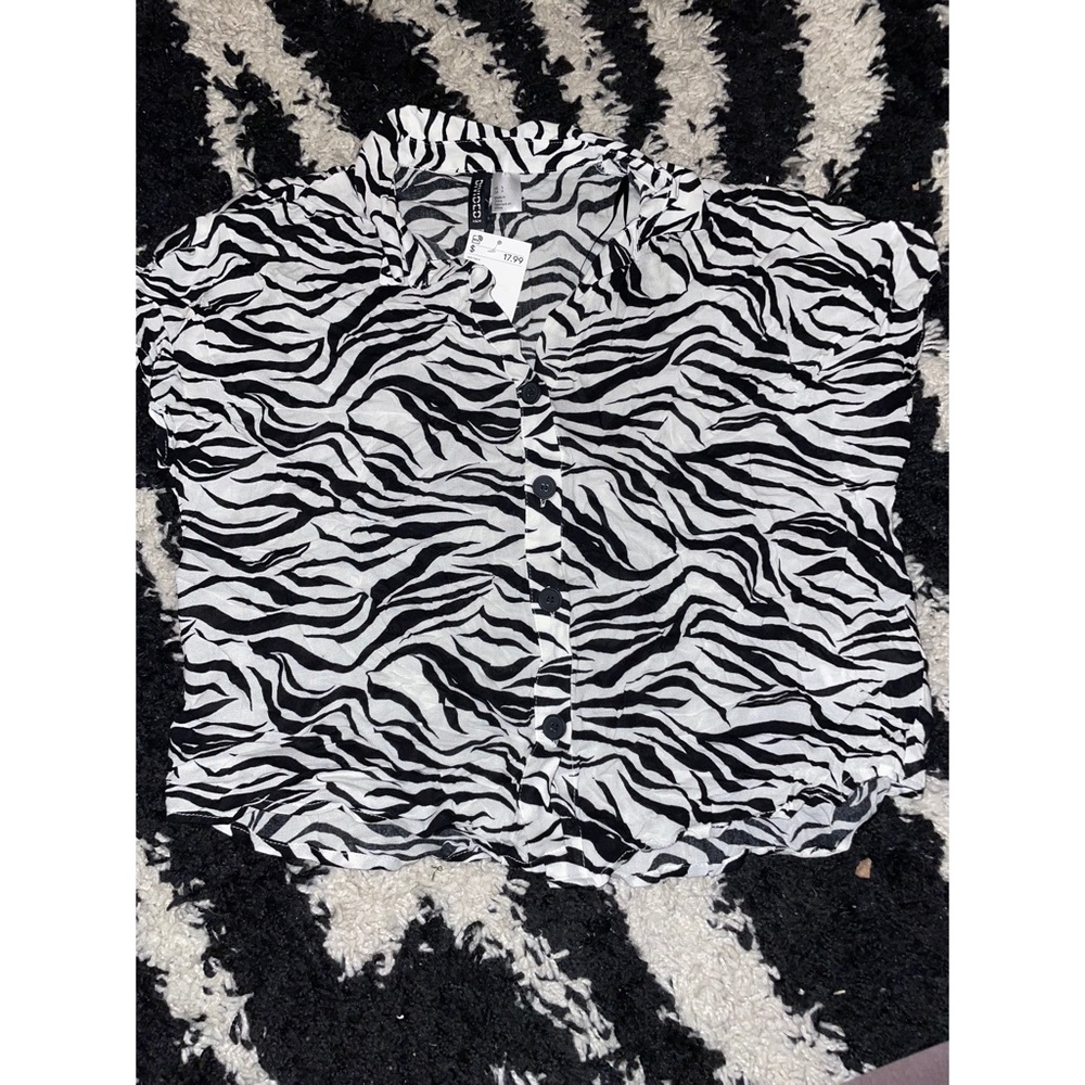 H&M Zebra Print Top 🦓